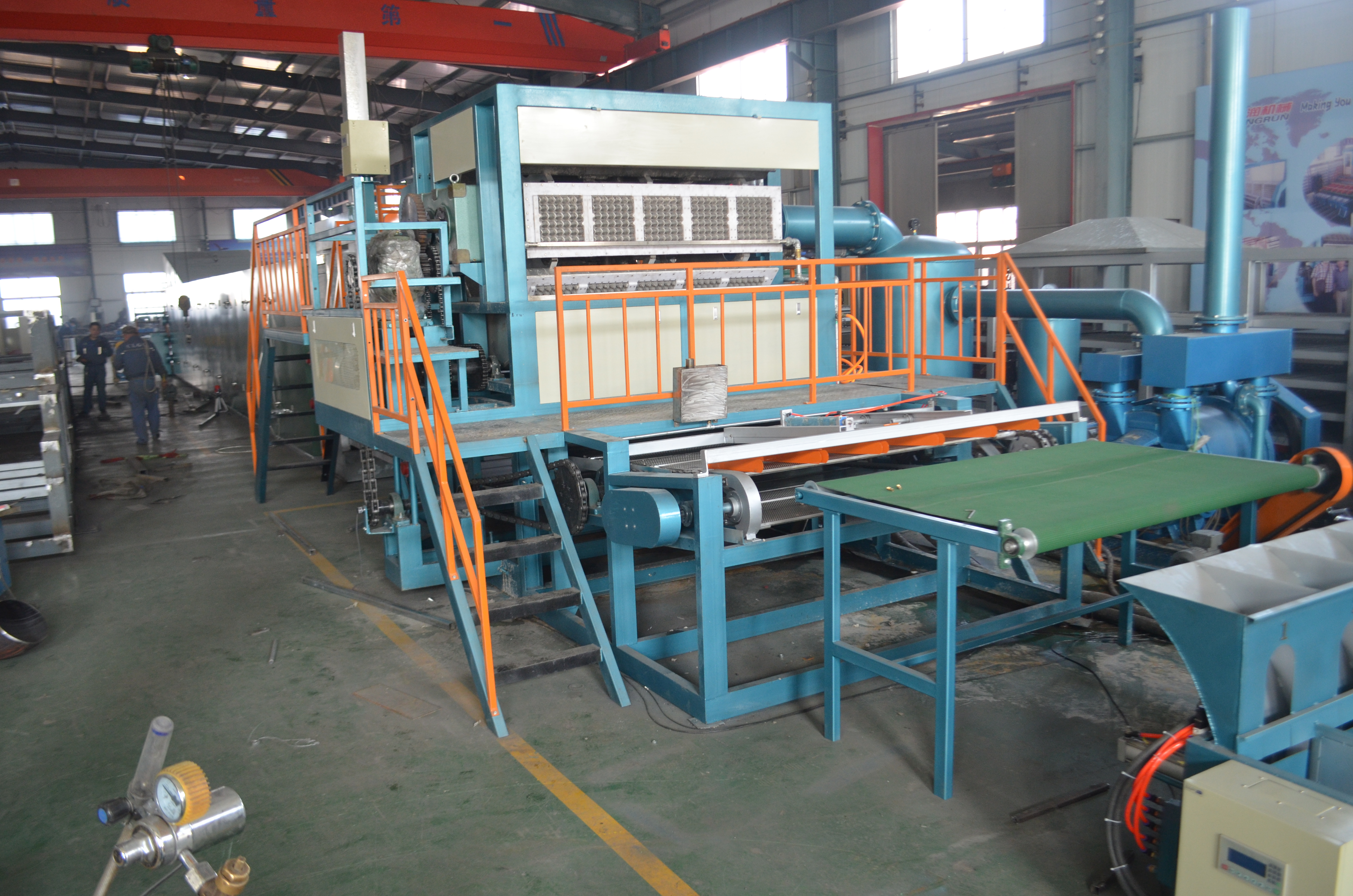 蛋托機(jī)、蛋托生產(chǎn)線(xiàn)、雞蛋托盤(pán)機(jī)，請(qǐng)致電宏潤(rùn)包裝